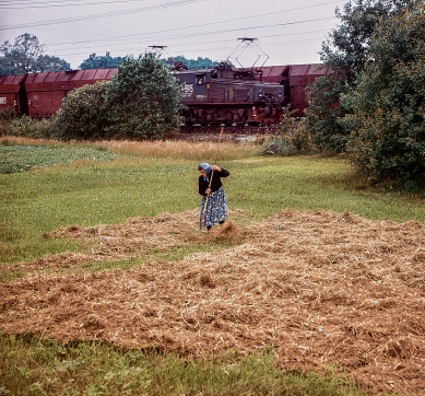 Při wuhlowej železnicy, Miłoraz, něhdźe 1985  Foto: <b> Gerald Große</b>