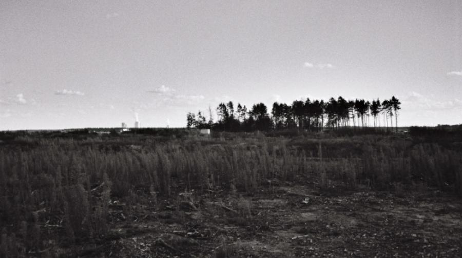 Bog ten Kněz jo stwórił Łužycu a cart jo narył brunicu...