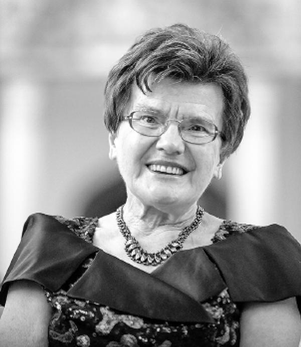 Dr. Irena Šěrakowa 80 lět